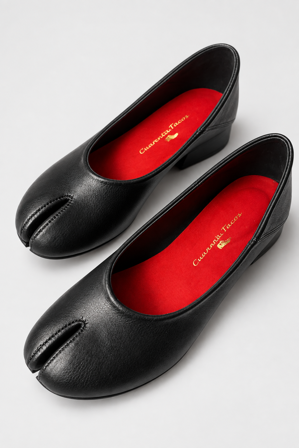Zapatos Tabi de cuero negros hechos a mano – Cuarentatacos